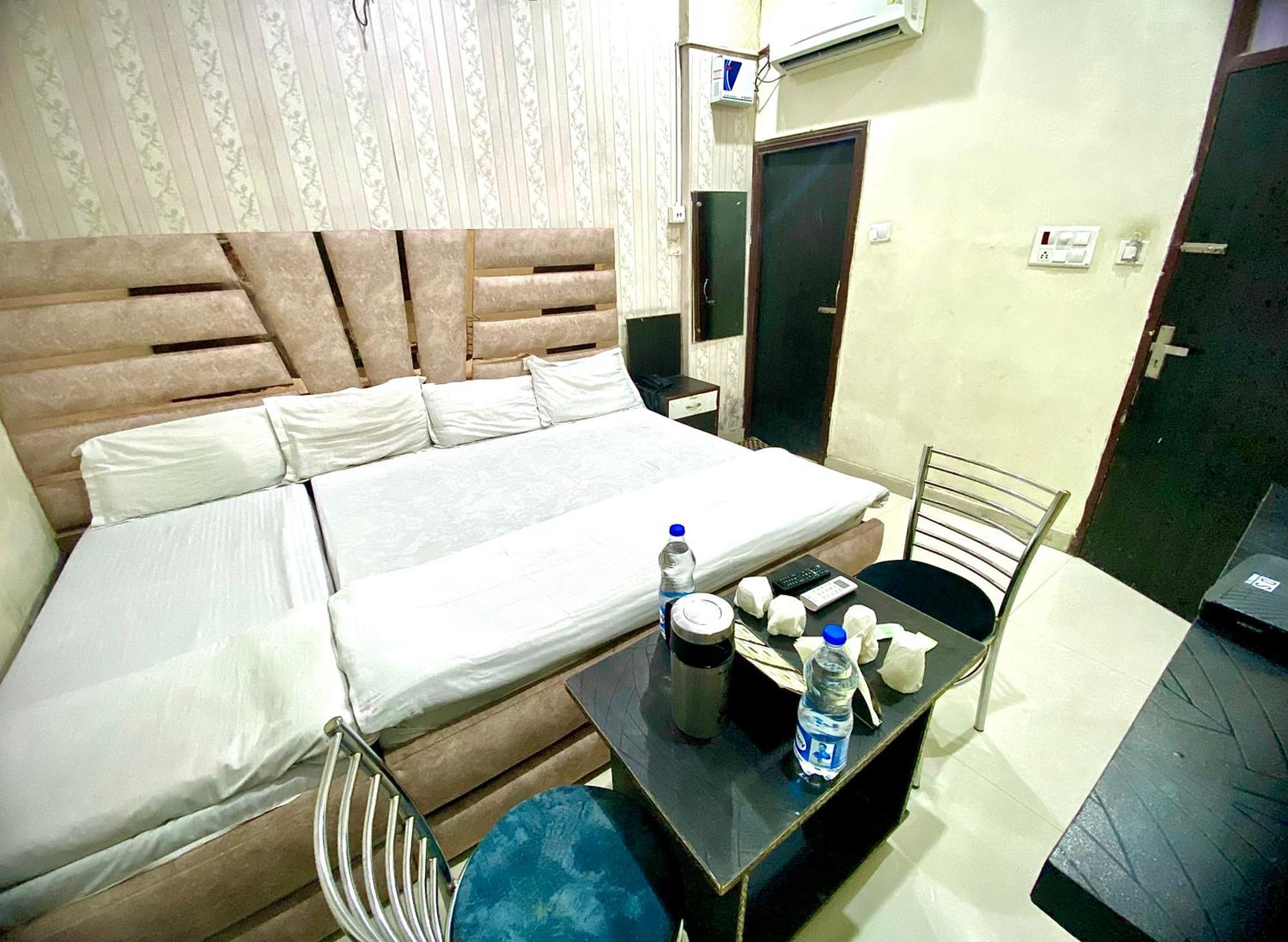 Swaran House Hotel Amritsar Exterior foto