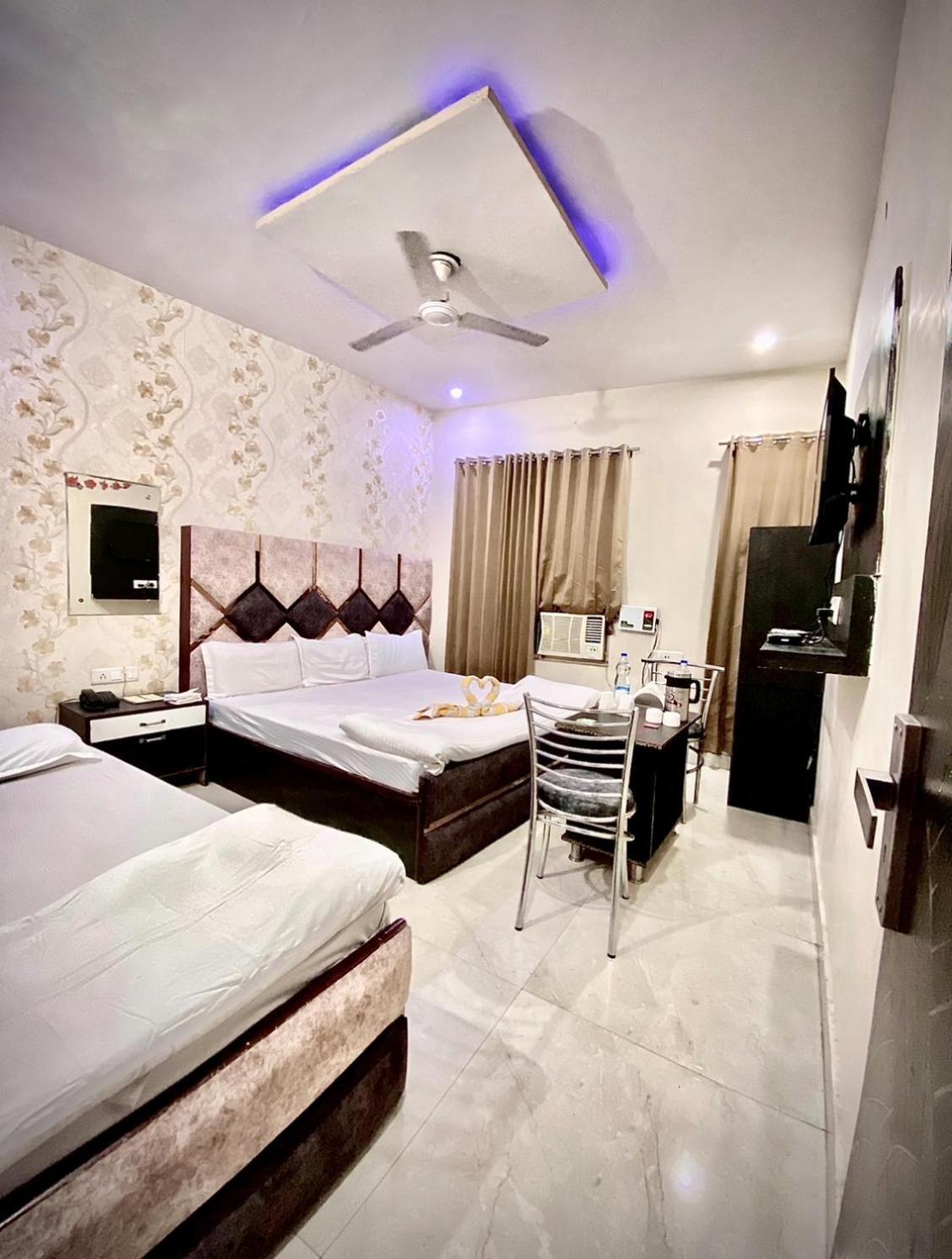 Swaran House Hotel Amritsar Exterior foto