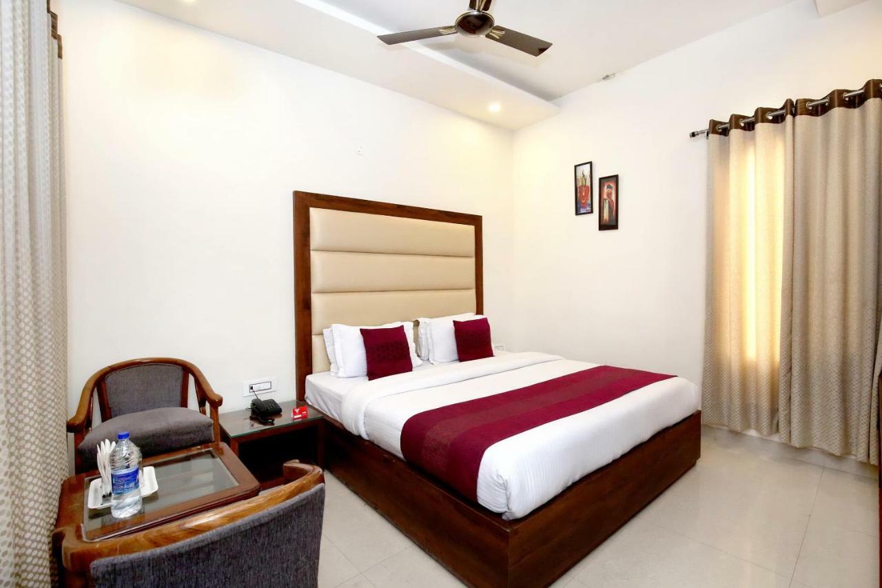 Swaran House Hotel Amritsar Exterior foto
